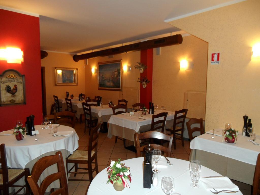 Locanda Gallo دولو المظهر الخارجي الصورة
