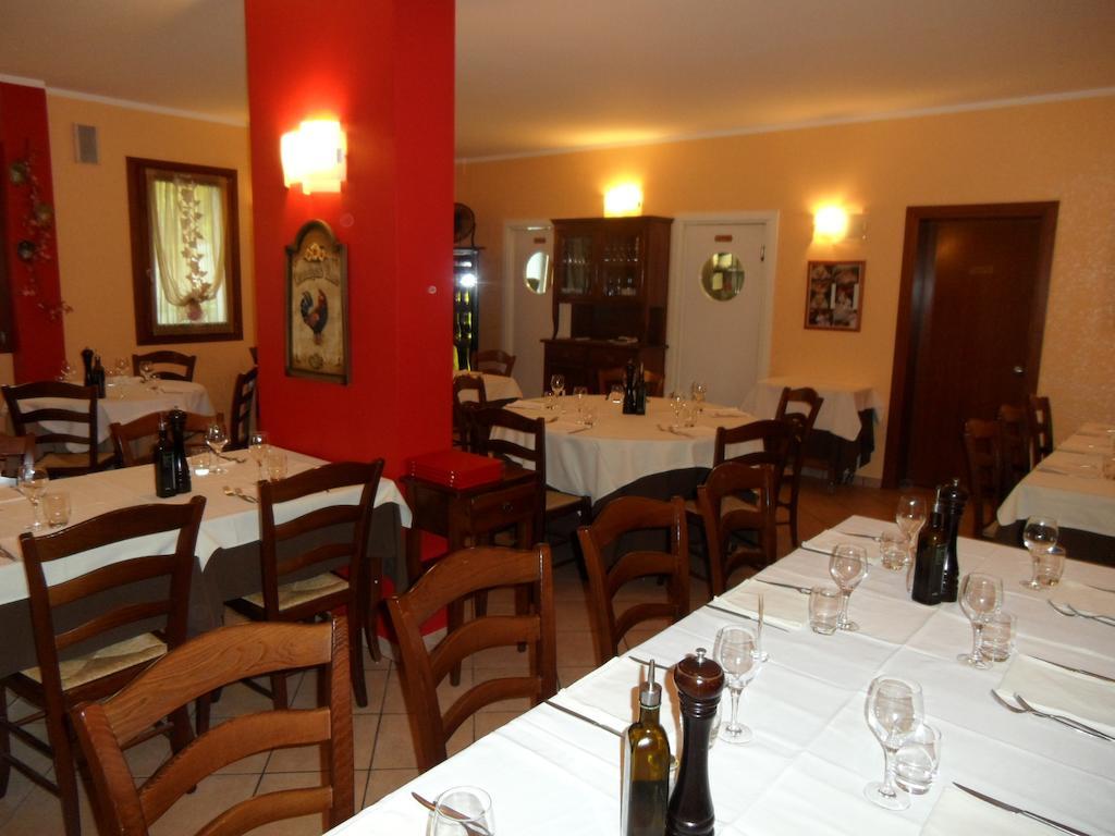 Locanda Gallo دولو المظهر الخارجي الصورة