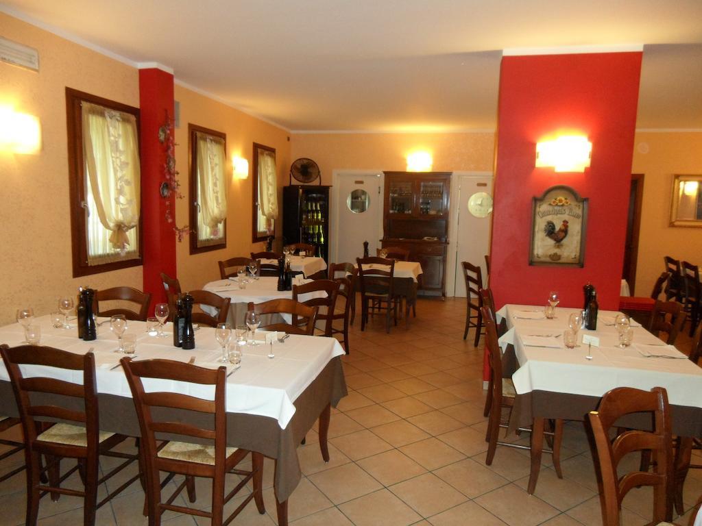 Locanda Gallo دولو المظهر الخارجي الصورة