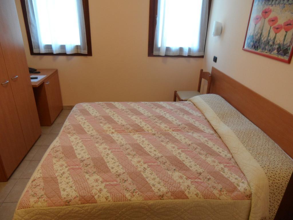 Locanda Gallo دولو الغرفة الصورة